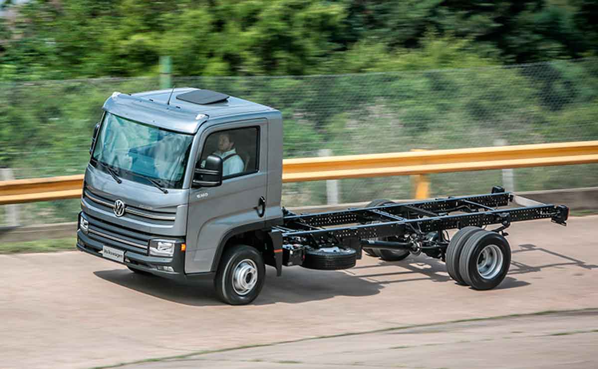 volkswagen delivery 6160 test drive 2