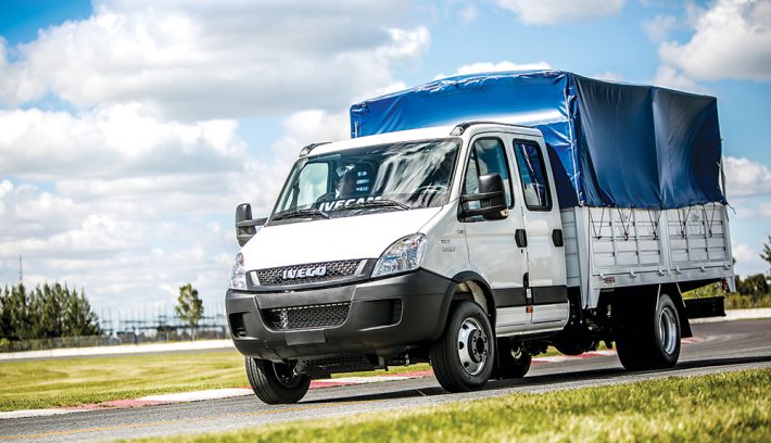Iveco Daily 70C17 HD Doble Cabina 1