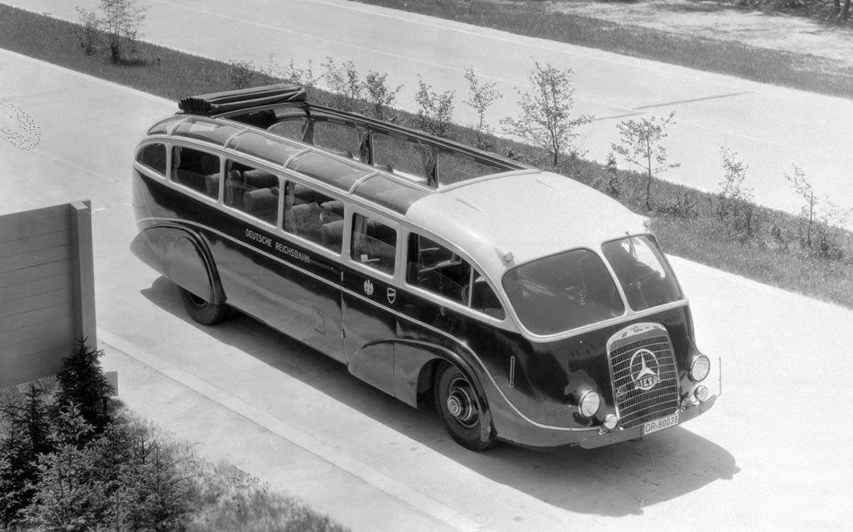 Mercedes-Benz buses