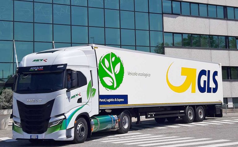 Los Iveco S Way A Gas Van Copando El Transporte Internacional Transporte Mundial