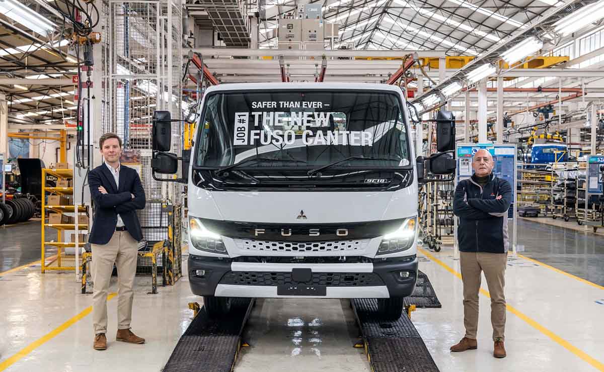 fuso-canter-2021-camion-japones