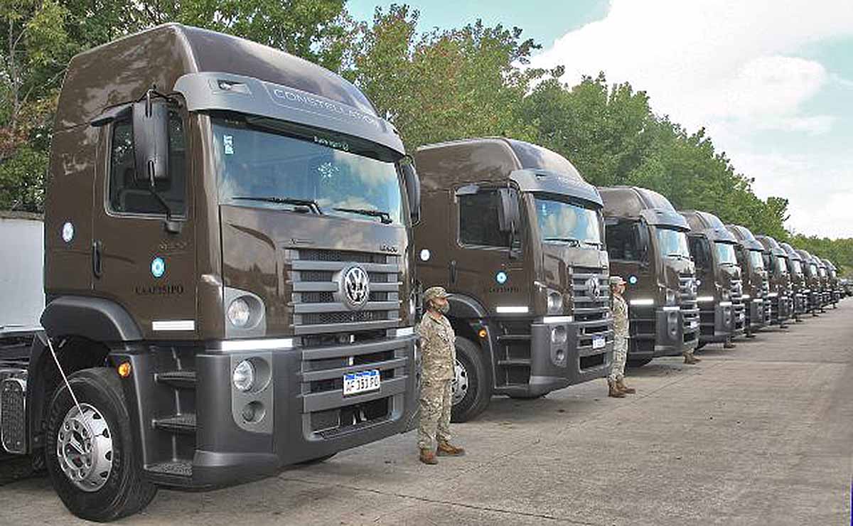 ejercito-argentino-camiones-buses-furgones