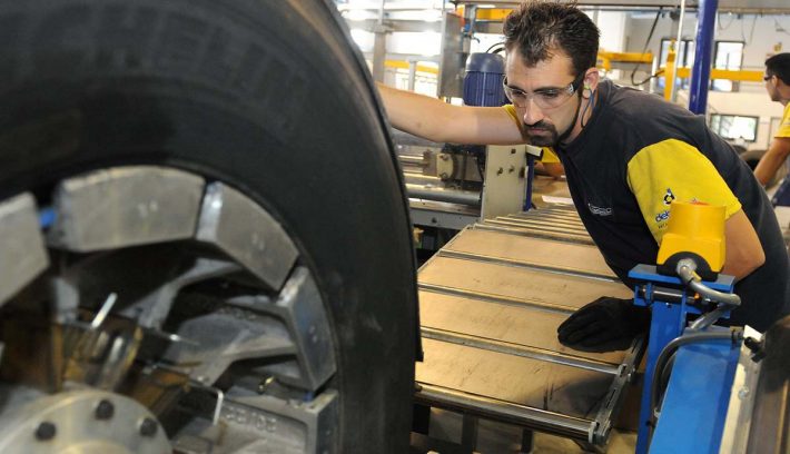 recapado-neumatico-michelin-argentin