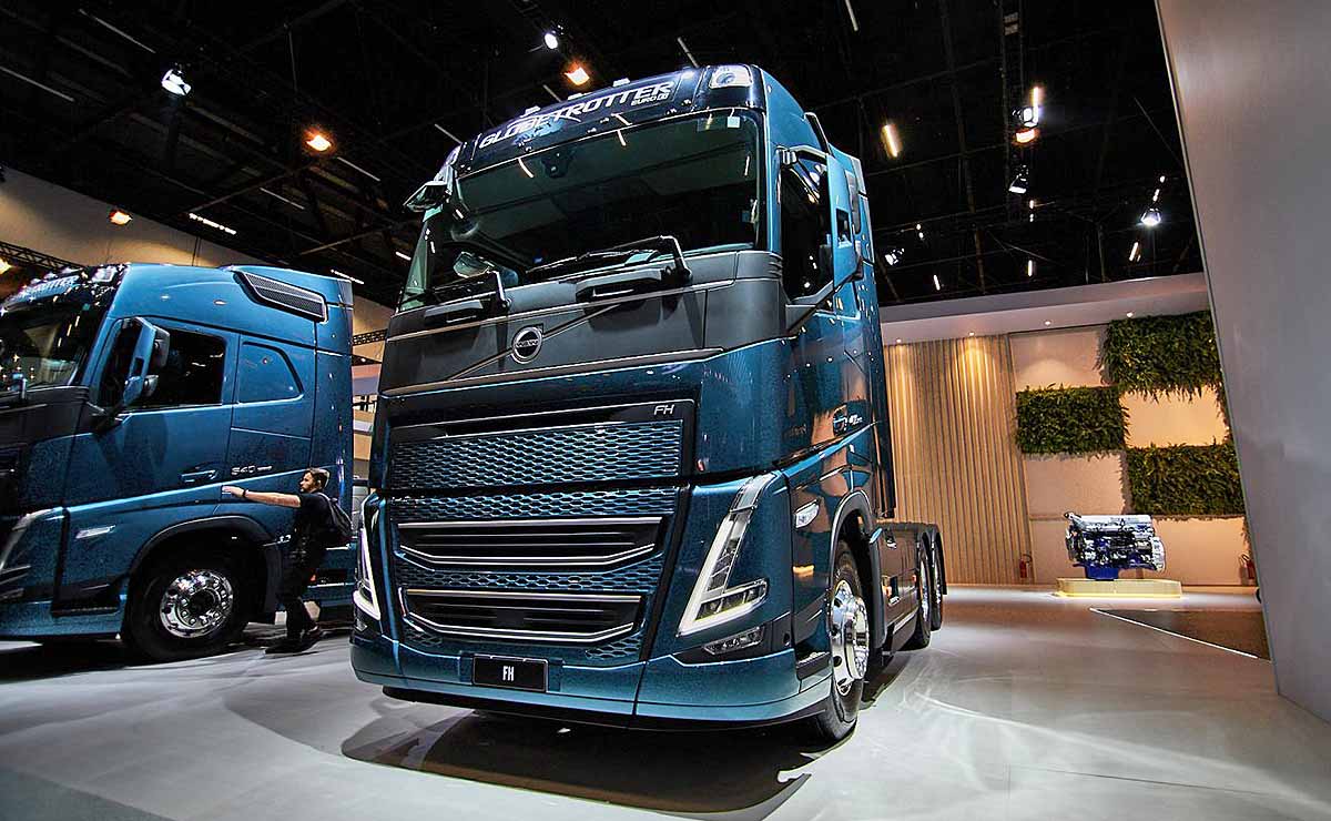 volvo-trucks-fenatran-2022