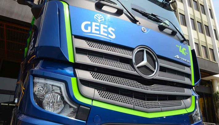 mercedes-benz-actros-2651-6x4