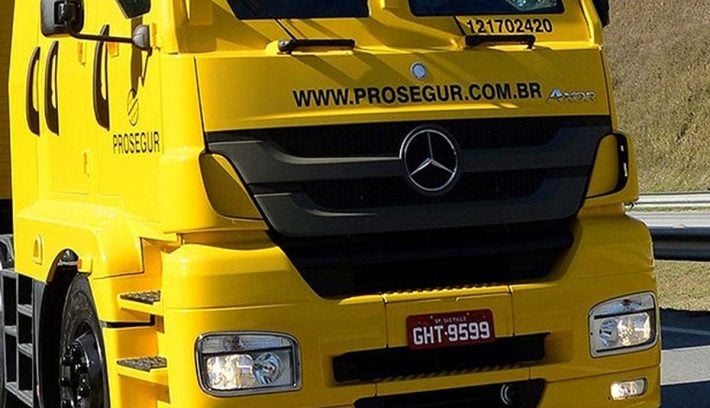 camion-blindado-prosegur-mercedes-benz-axor
