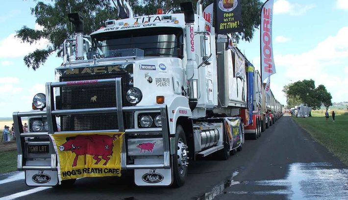 camion-record-mas-largo-del-mundo-mack-titan