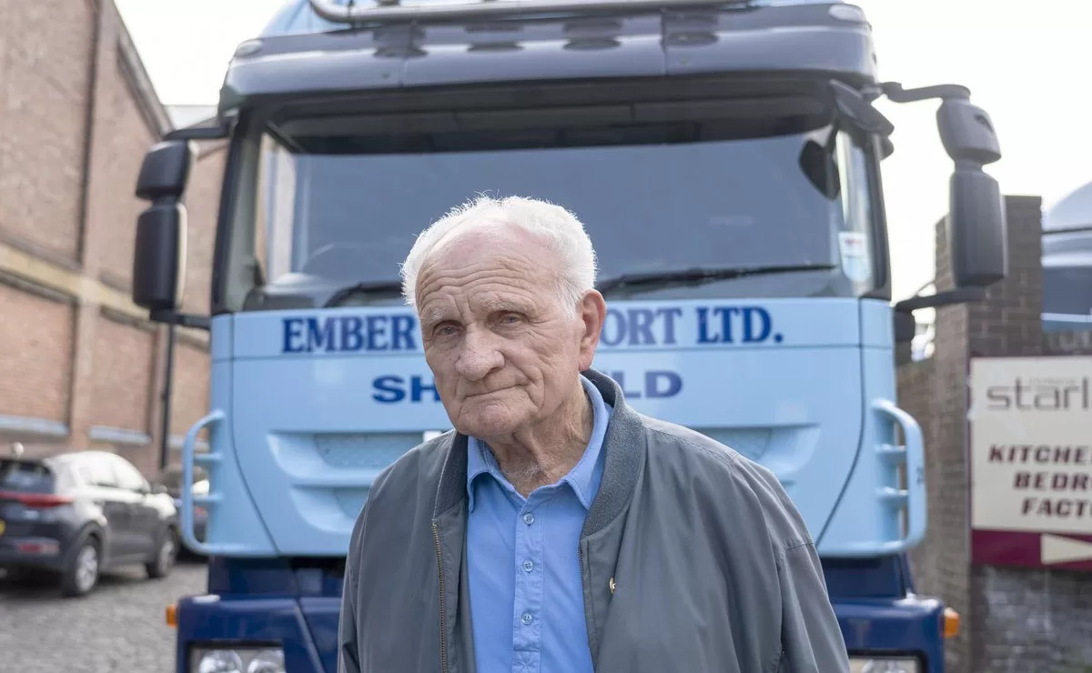 abuelo-camionero-90-anos