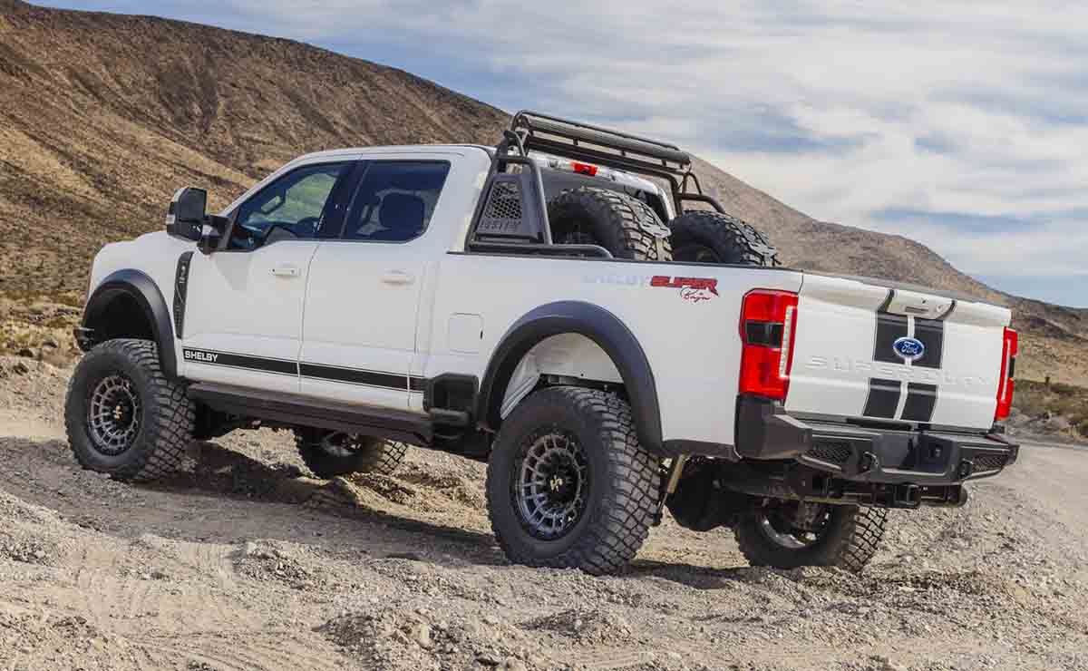 ford-f-250-shelby-super-baja-2024