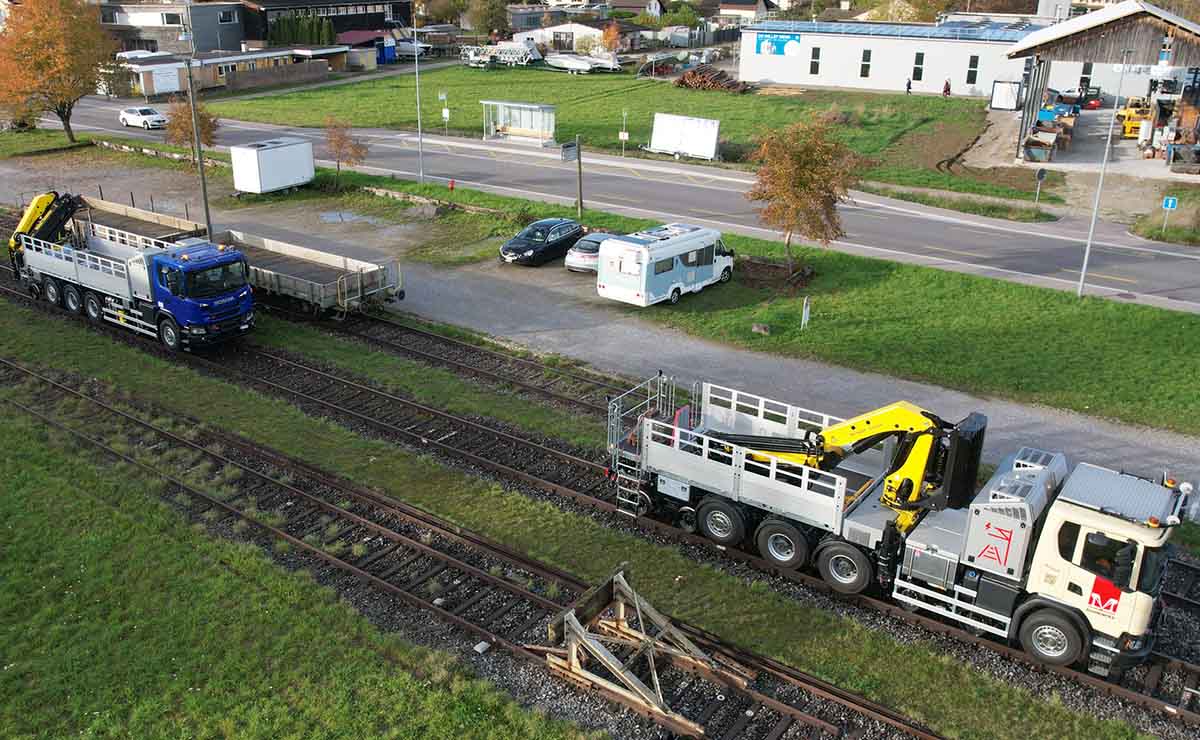 camiones-scania-transformados-en-trenes