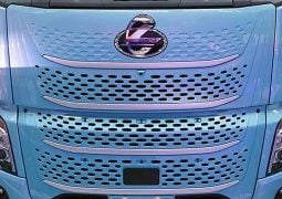 camion-naftero-bicombustible