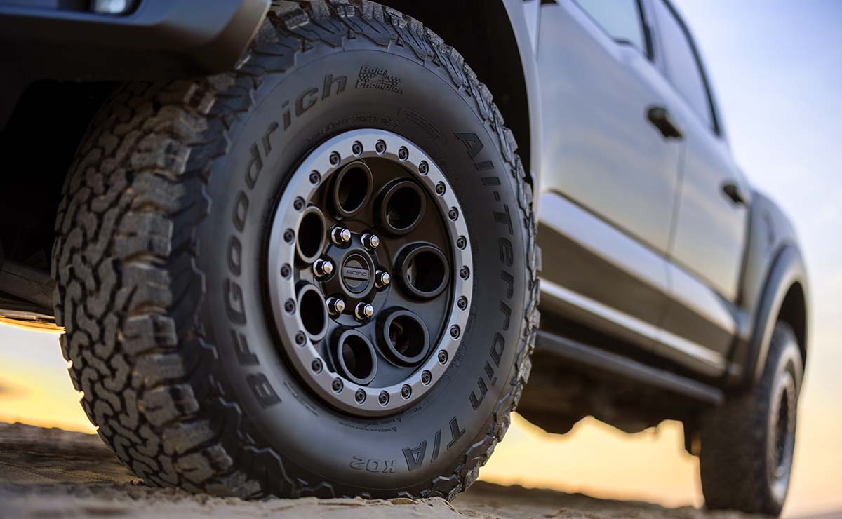 pick-up-ford-lobo-raptor