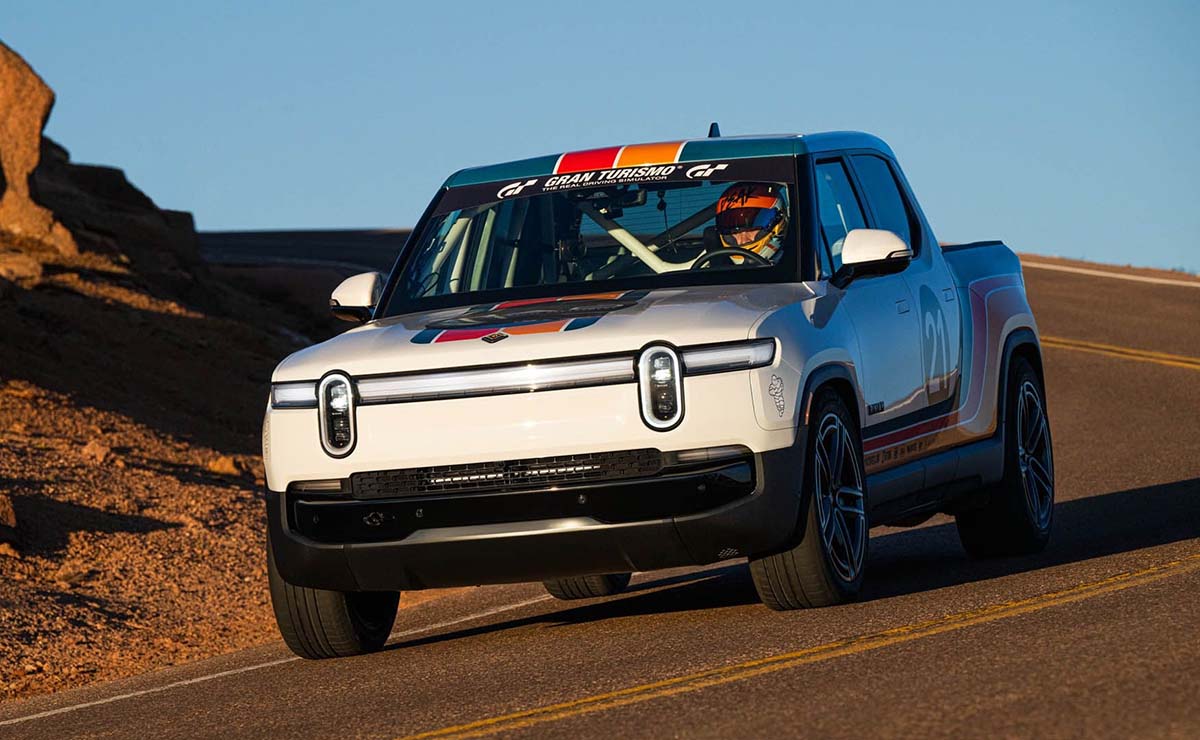 pick-up-rivian-rt1-pikes-peak-2024