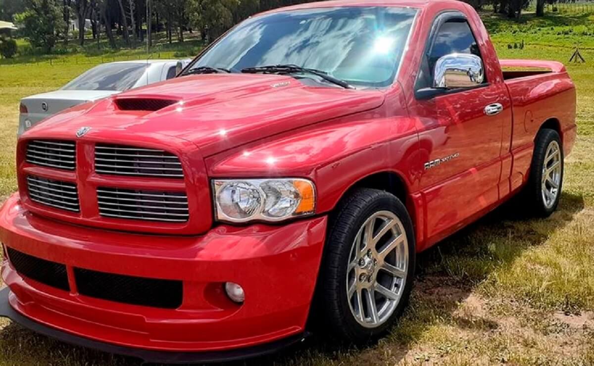 Dodge RAM SRT 10 la pick up mas rapida hace 20 anos