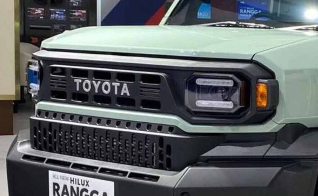 La pick up de Toyota más económica suma una versión especial con nuevo ...