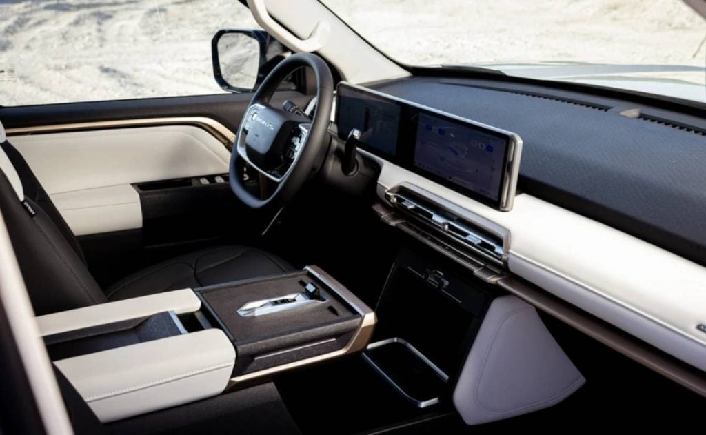 Maxus eTERRON 9 interior