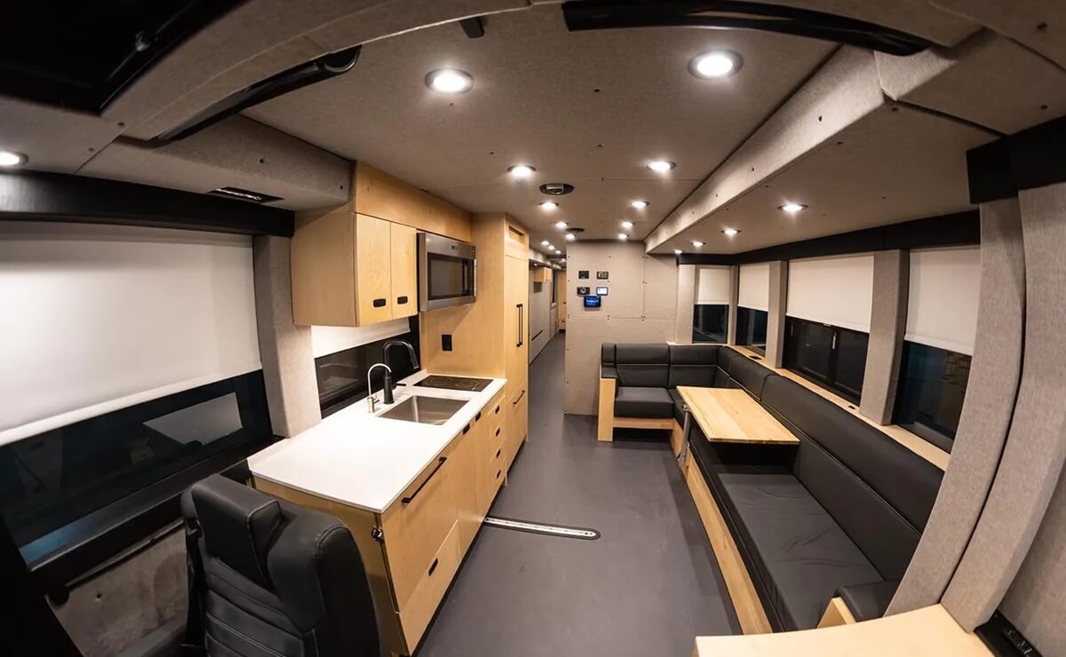 Motorhome Loki Coach interior