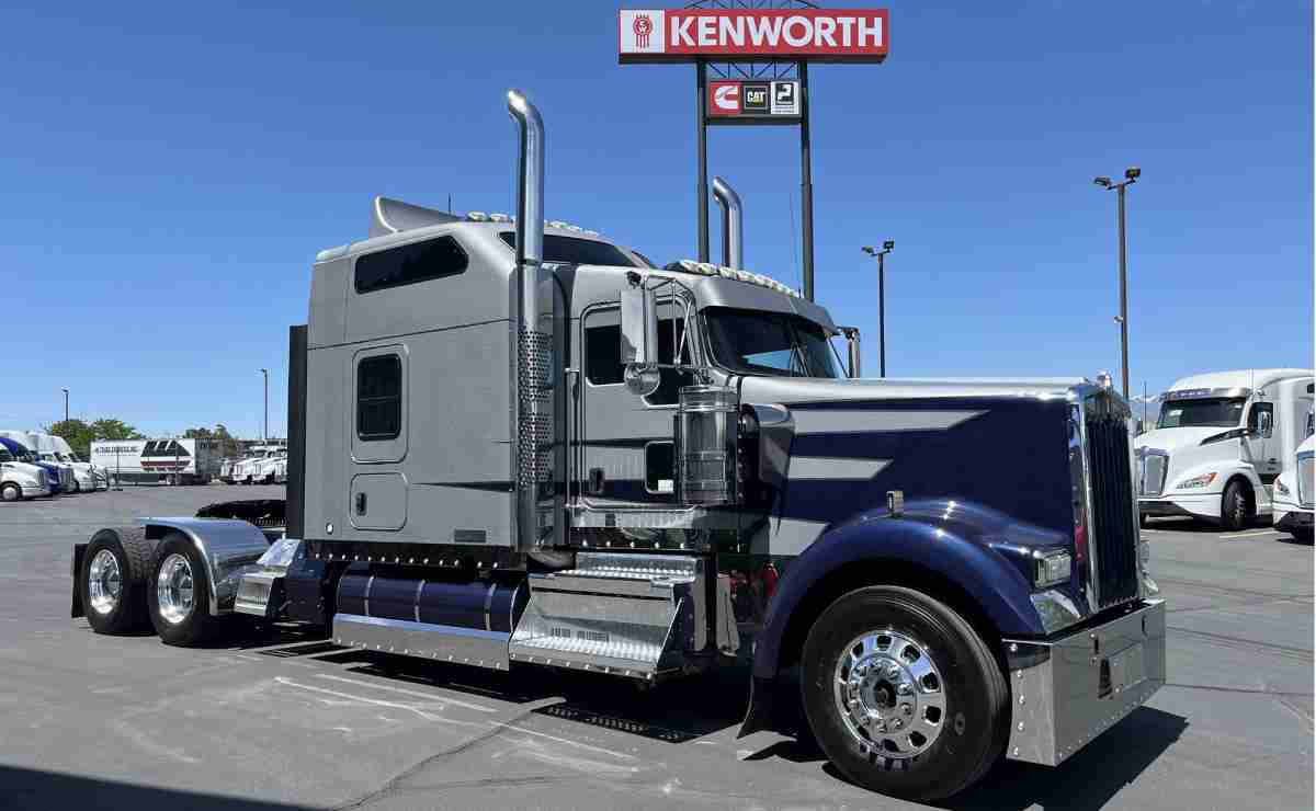 Cinco camiones americanos clásicos icónicos que dejaron su huella en la historia 2 camion americano