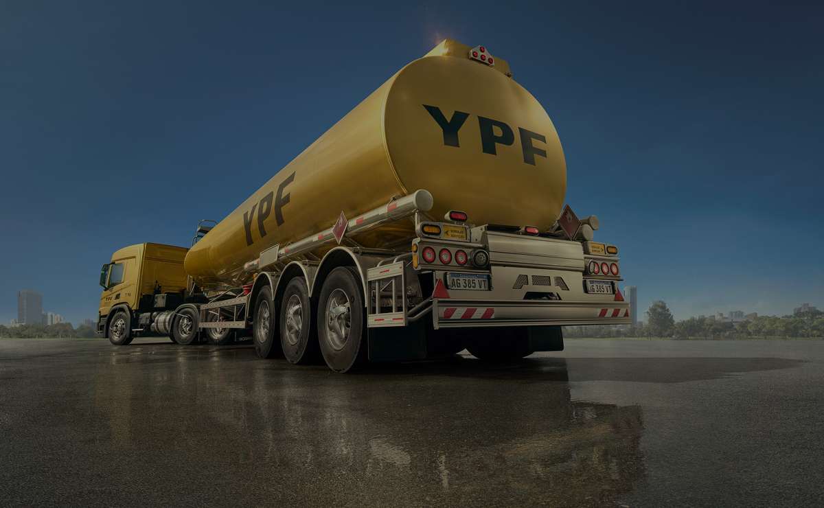 Camión Dorado de YPF 
