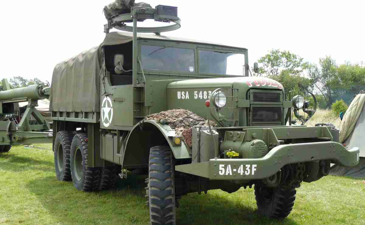 Camion Mack Segunda Guerra Mundial