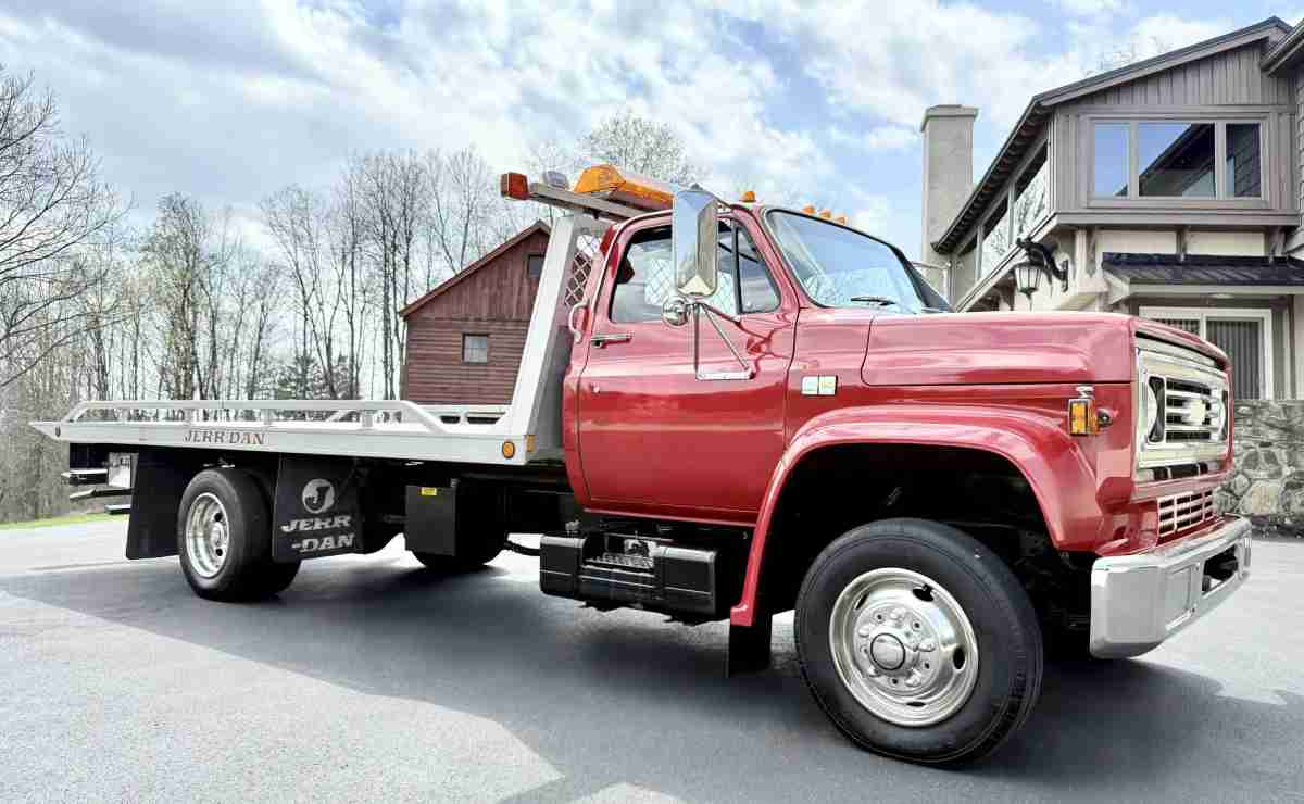 Chevrolet C60 Rollback 