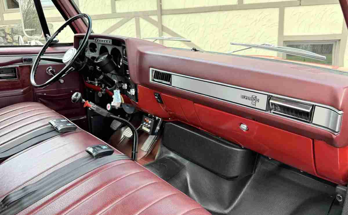 Chevrolet C60 Rollback 