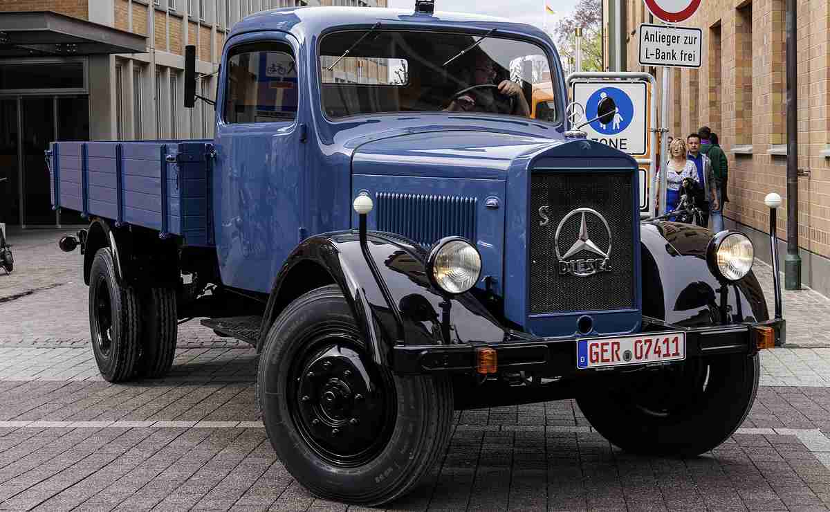 Mercedes-Benz antiguo