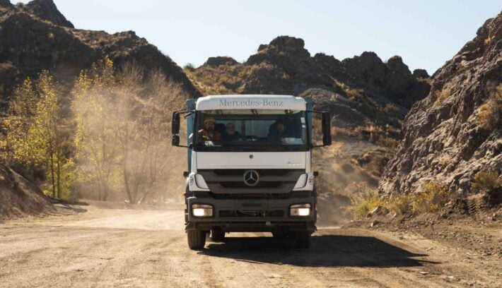 Mercedes-Benz Camiones y Buses