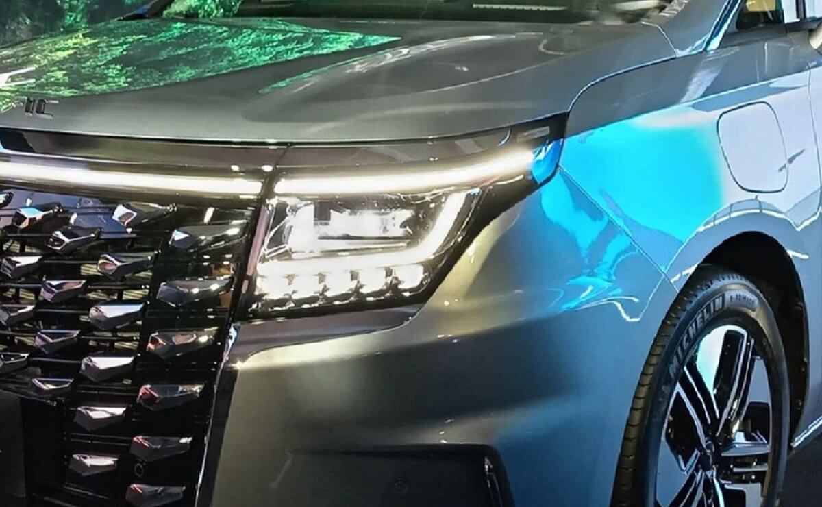 TM JAC Traveler PHEV 2026