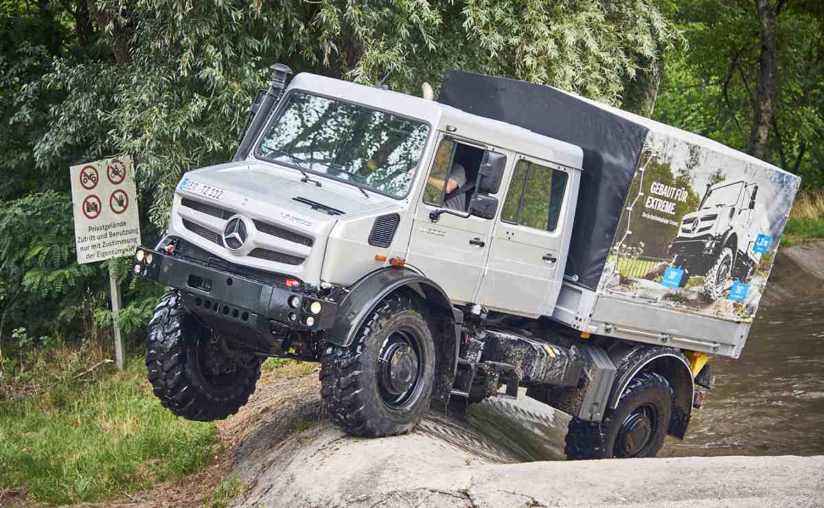 Mercedes-Benz