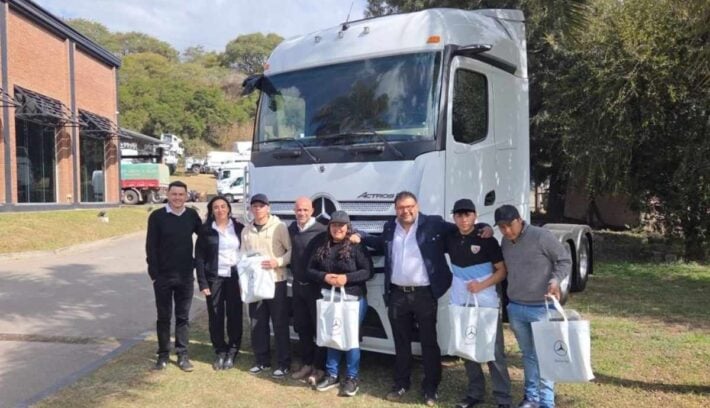 TruckCionar Futuro está en marcha: Mercedes-Benz inicia la tercera edición de su programa de formación para jóvenes 1 TruckCionar Futuro Mercedes-Benz