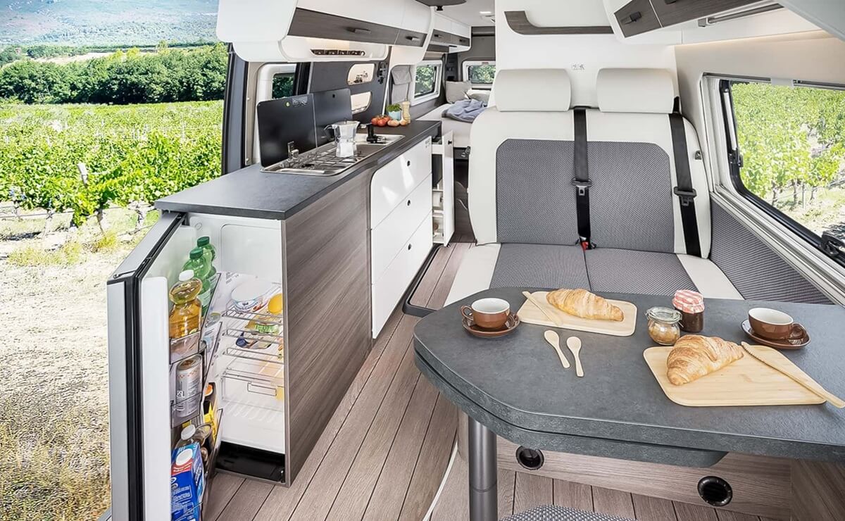 TM Fiat Ducato de VANtourer interior