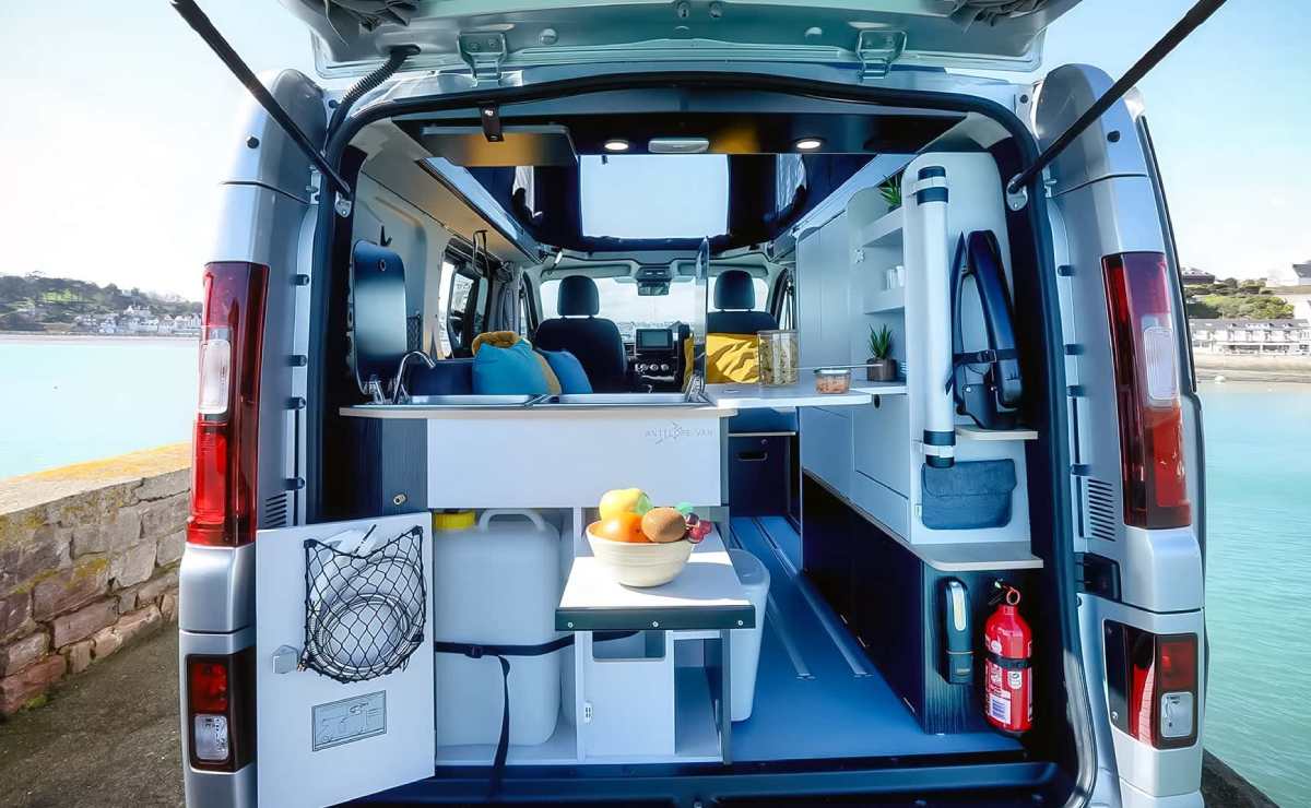autocaravana renault antilope van 3