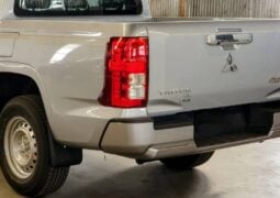 Mitsubishi Triton GL, la pick up más barata que Toyota Hilux