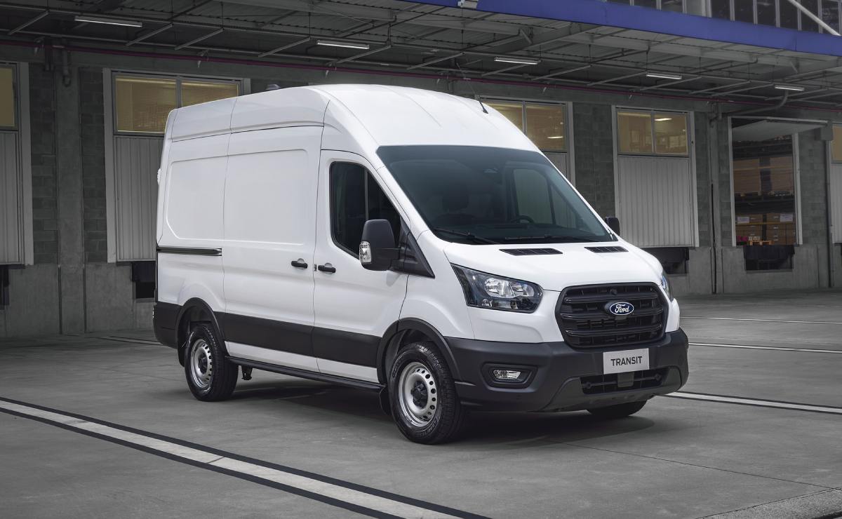 Ford Transit cumple 60 años: historia, versiones y precios del utilitario más vendido 1 TM ford transit 3