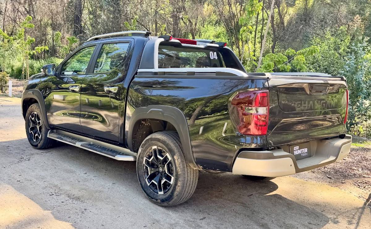 Changan Hunteer REEV pick up 1