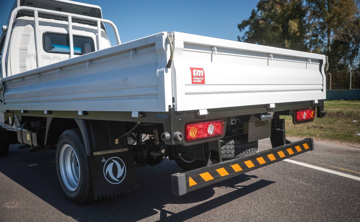 Guía de compras mini trucks: Dongfeng Captain W412, de gran capacidad y equipamiento destacado 2 Dongfeng Captain W412 capacidades