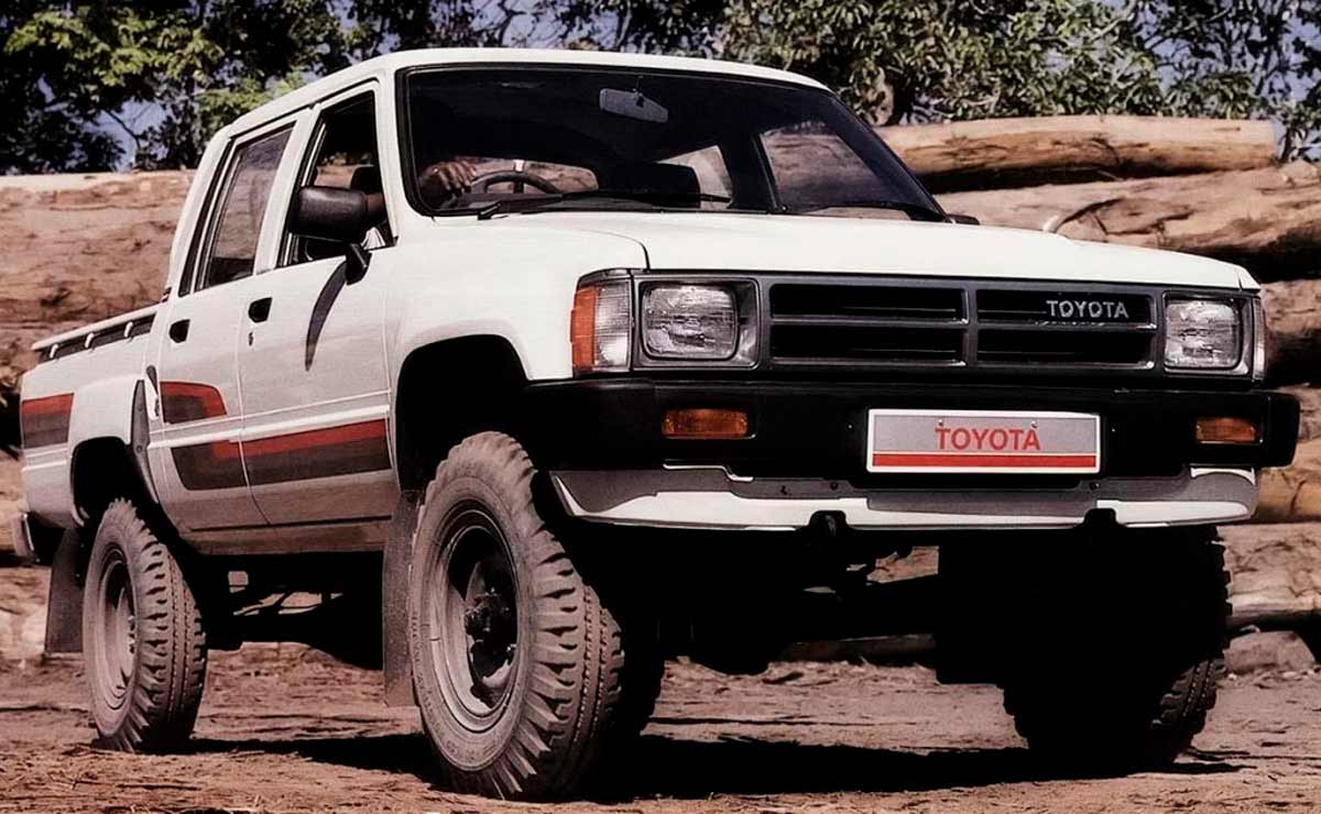 La evolución de la Toyota Hilux: el antes y después de la pick up más vendida 3 Toyota Hilux antigua
