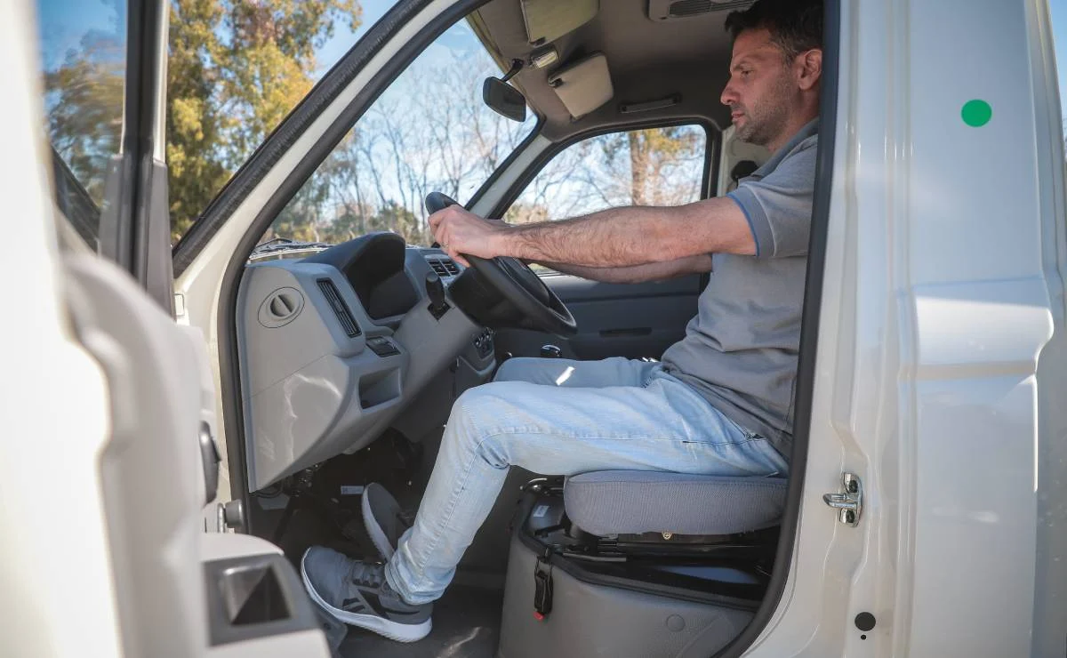 Guía de compras mini trucks: ¿Qué ofrece el Zanella Z-Truck y en qué se destaca? 4 Zanella Z Truck cabina