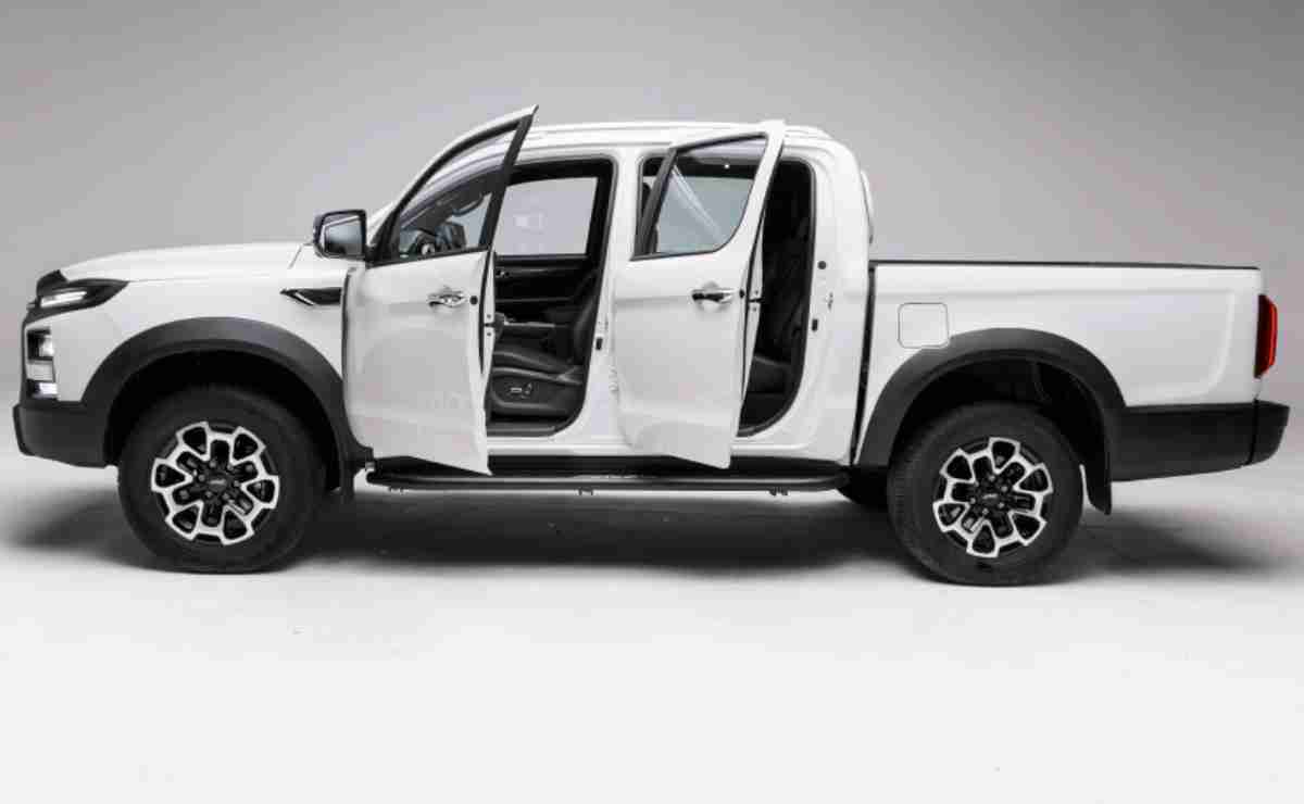JAC T9, la nueva pick up que va por Toyota Hilux
