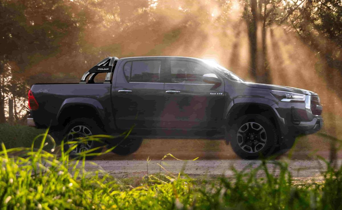 Toyota Hilux: ¿cuál es el nuevo precio de la pick up y cómo queda frente a Ford Ranger? 1 El precio de la Toyota Hilux: ¿más barata que Ford Ranger?