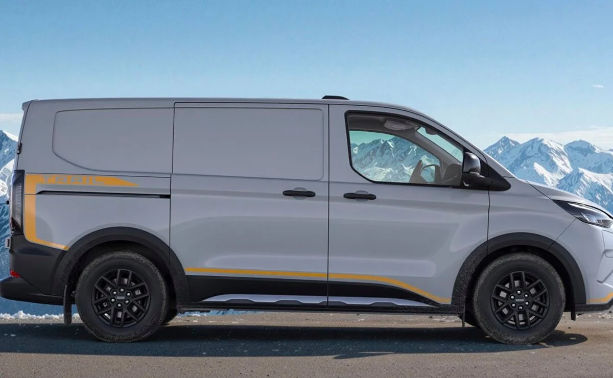 Ford E-Transit Custom 2026, la furgoneta eléctrica que promete liderar su segmento 3 E Transit Custom perfil