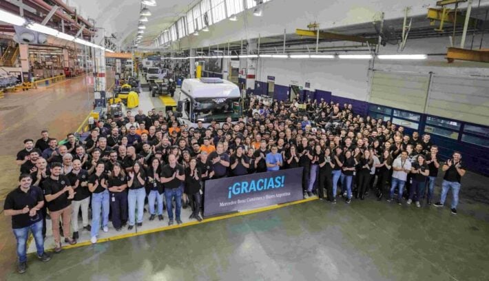 Mercedes se despide de su Centro Industrial