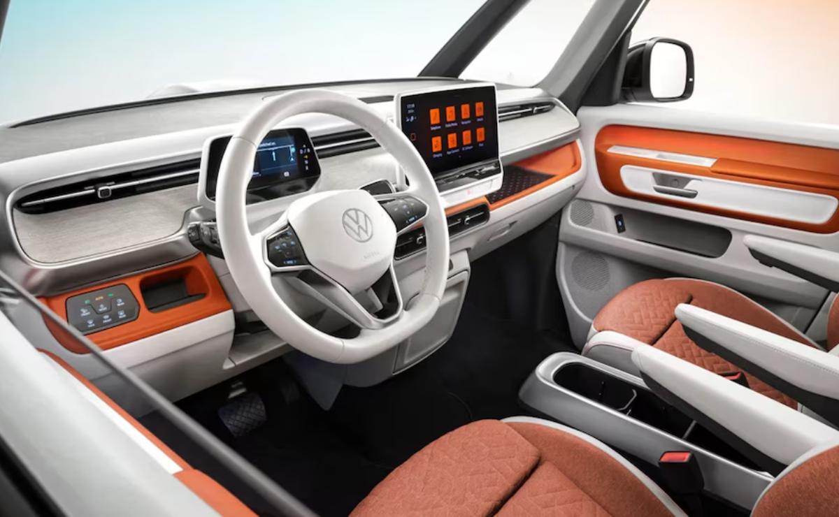 Volkswagen celebra 75 años de la Bulli con una edición especial de la Multivan y la ID. Buzz 4 Volkswagen Multivan 75 Years interior