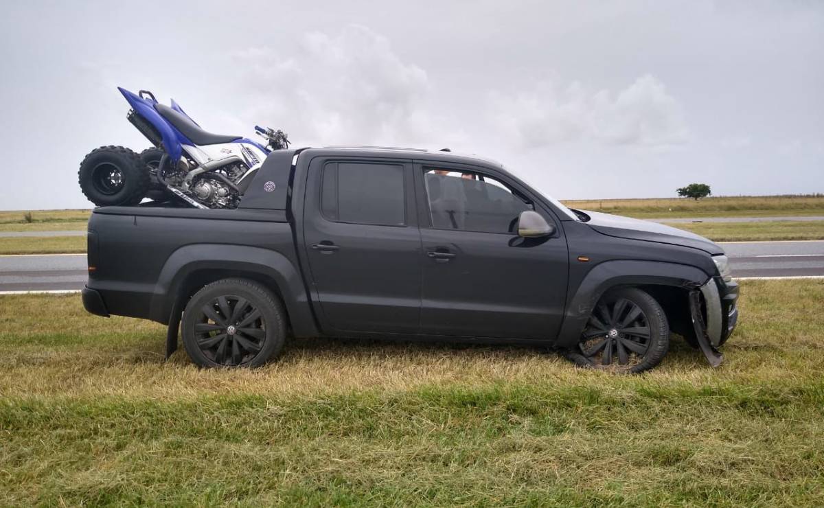 La Volkswagen Amarok que fue multada chocó contra un auto: ¿qué le espera a la pick up? 1 Multa y posterior choque de una Volkswagen Amarok