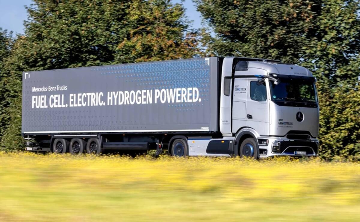 Daimler Truck acelera con el hidrógeno: así es su nuevo camión de más de 1000 km de autonomía 3 Daimler Truck Mercedes Benz NextGenH2 Truck pefil