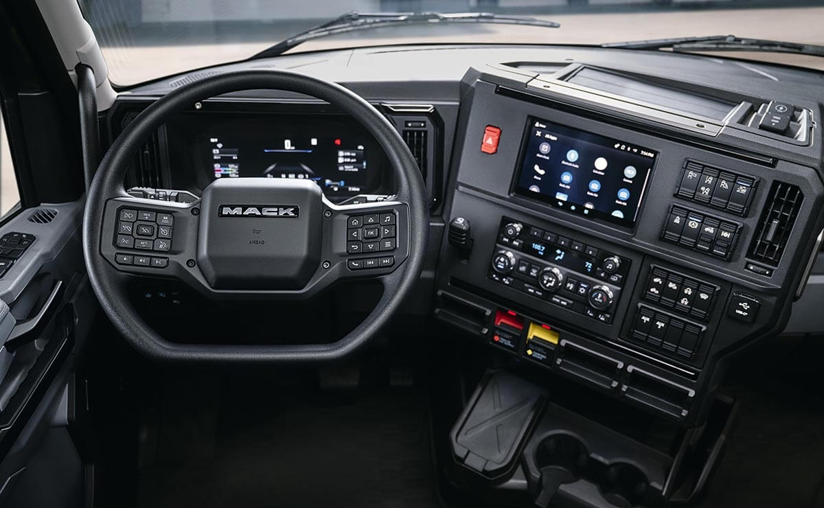 Mack Anthem interior
