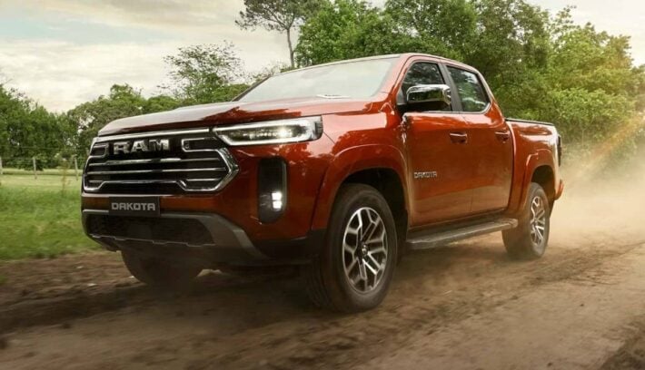RAM Dakota