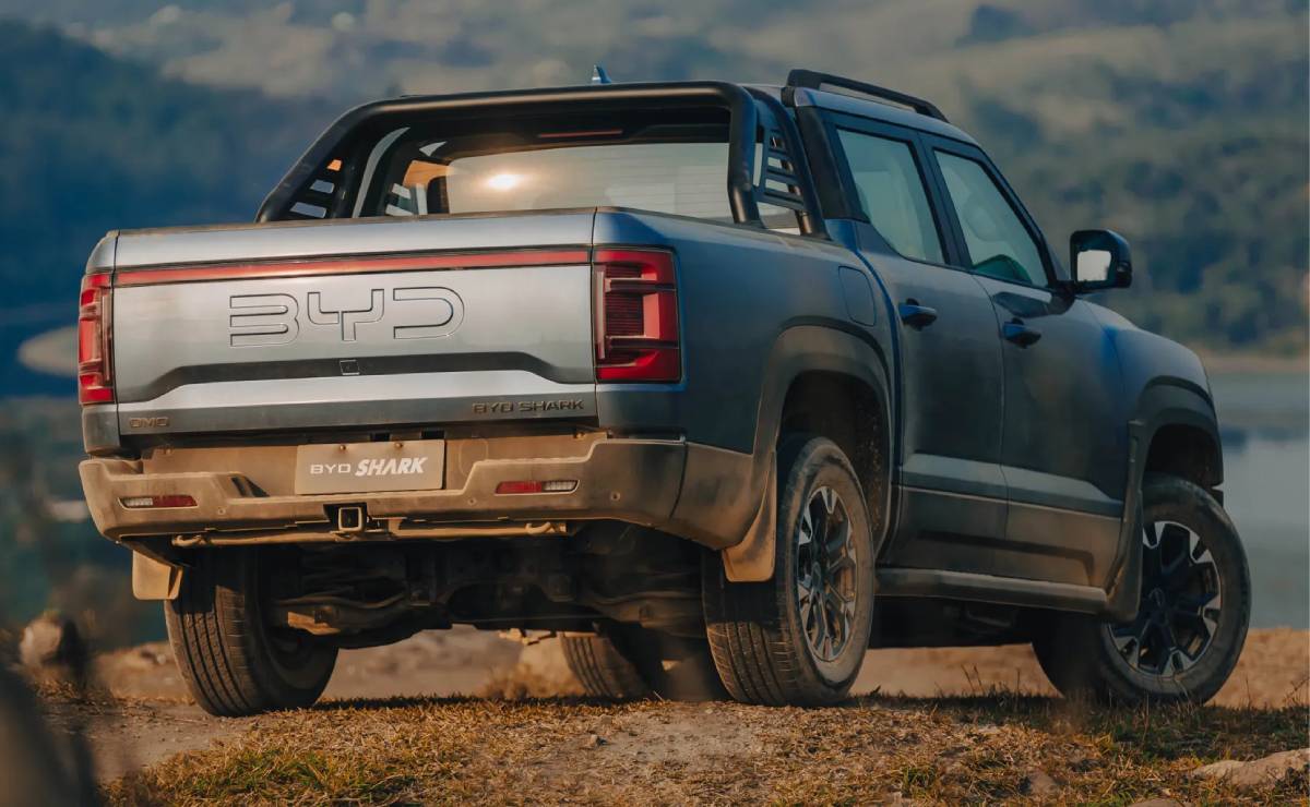 BYD Shark, la pick up híbrida de 430 CV que va por Toyota Hilux 1 BYD Shark, la pick up híbrida
