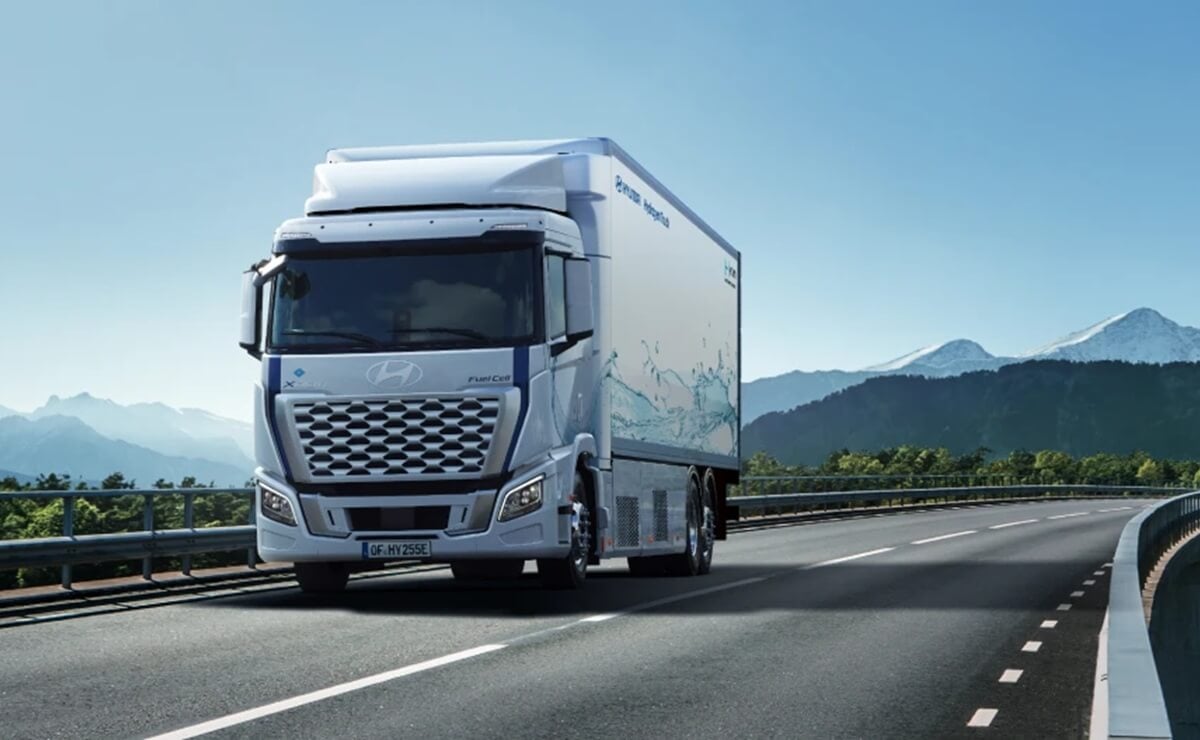 Hyundai XCIENT Fuel Cell camion a hidrogeno